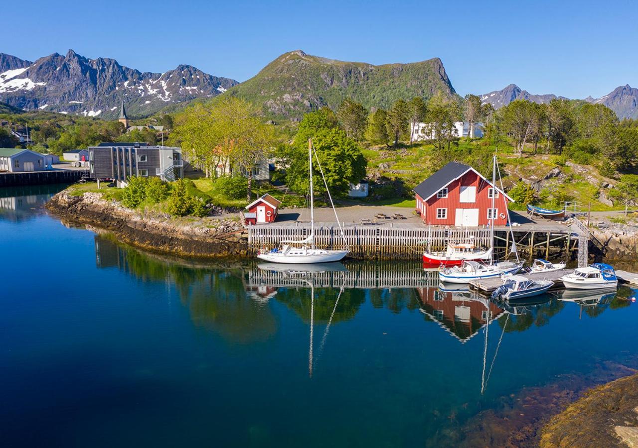 Lofoten Sommerhotell Og Vandrerhjem Кабельвог Экстерьер фото